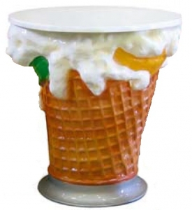 Reklamní poutač zmrzlinový stoleček